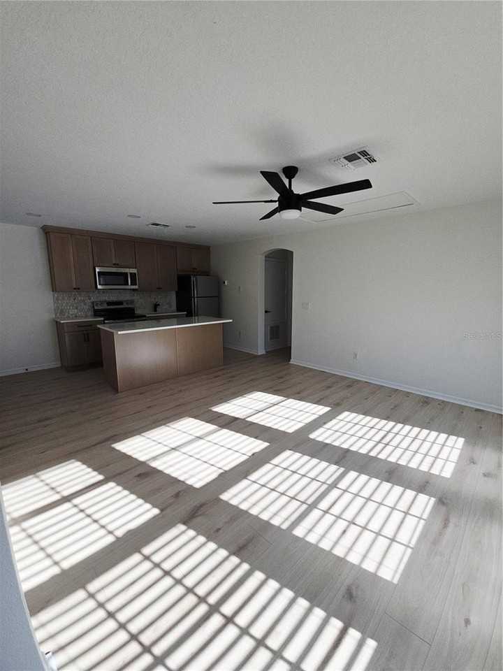 1106 Rush Ct #B - Photo 4 of 24