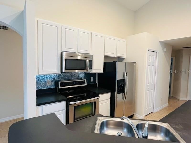 2537 Dharma Cir - Photo 5 of 30