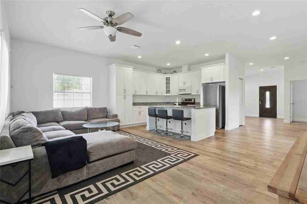 3024 W Douglas St - Photo 6 of 20