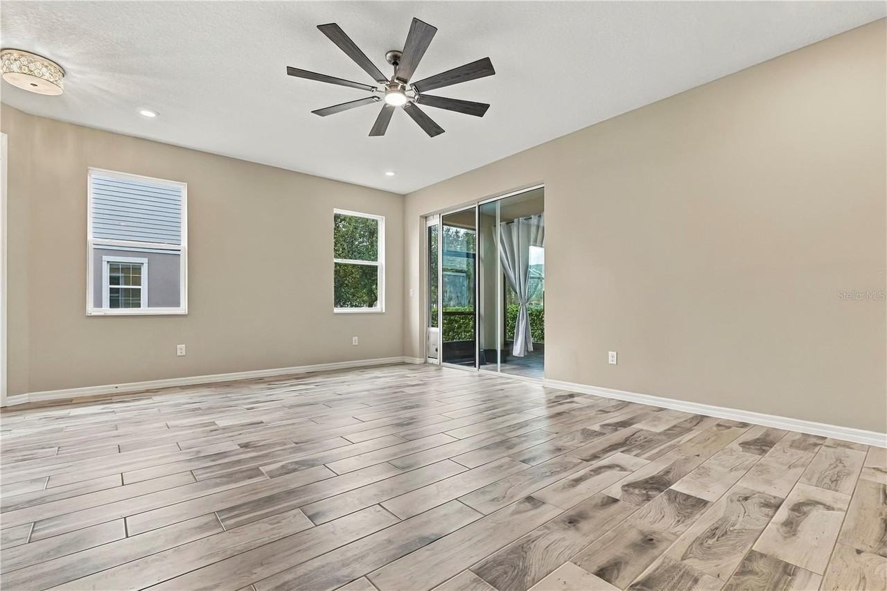 14061 Kite Ln - Photo 6 of 48