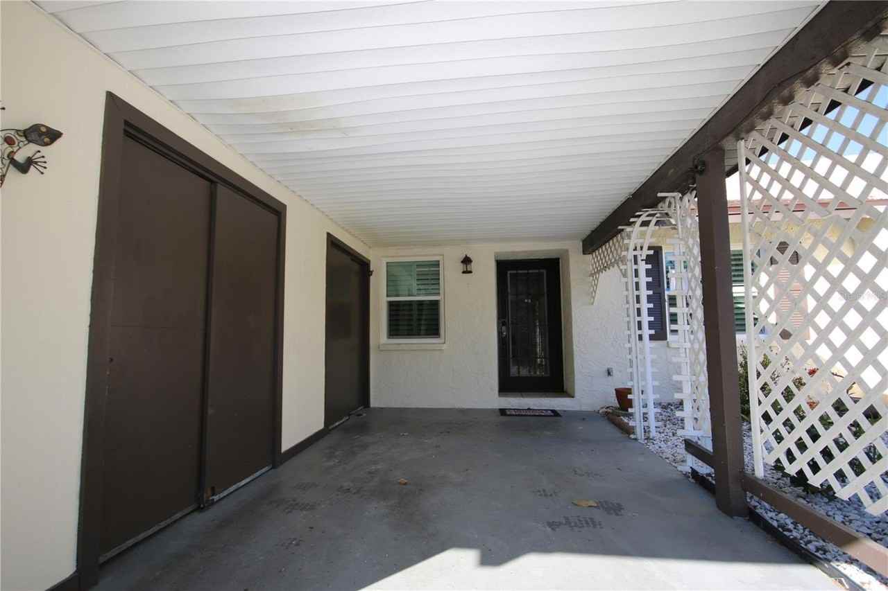 2084 Sunset Grove Ln - Photo 2 of 19