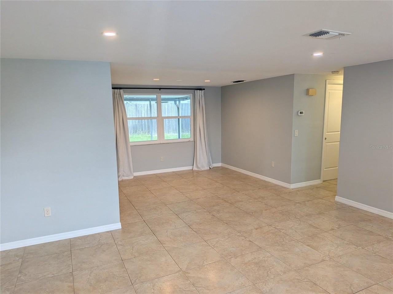 5637 Chipper Dr - Photo 2 of 20