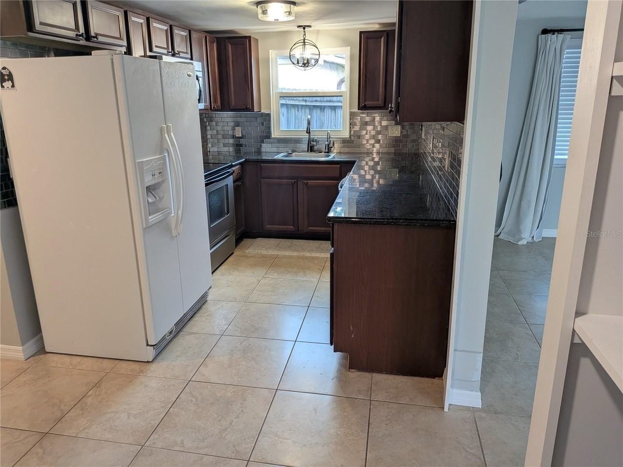 5637 Chipper Dr - Photo 4 of 20
