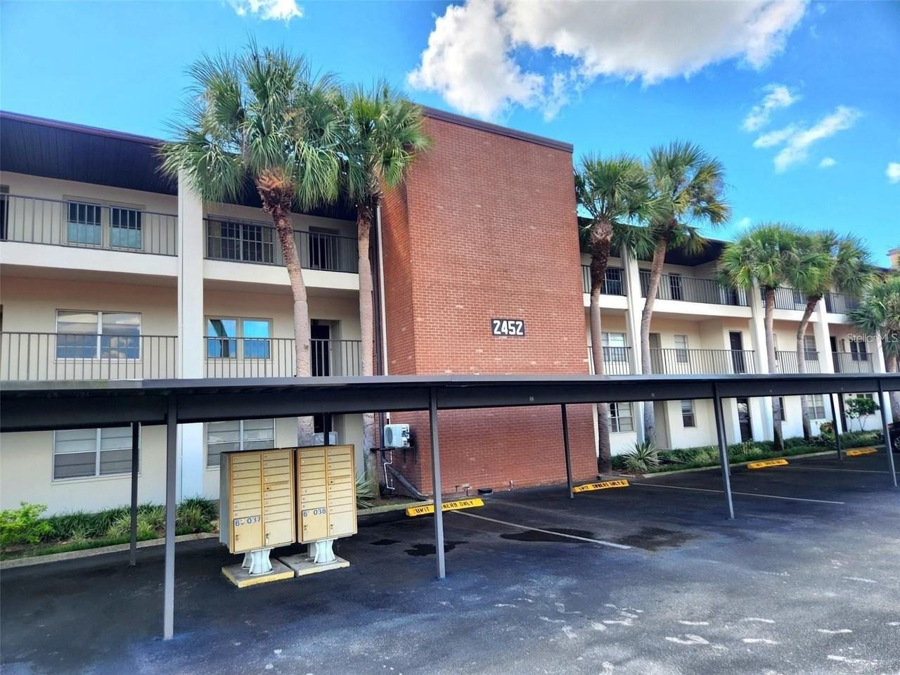 2452 Enterprise Rd #27