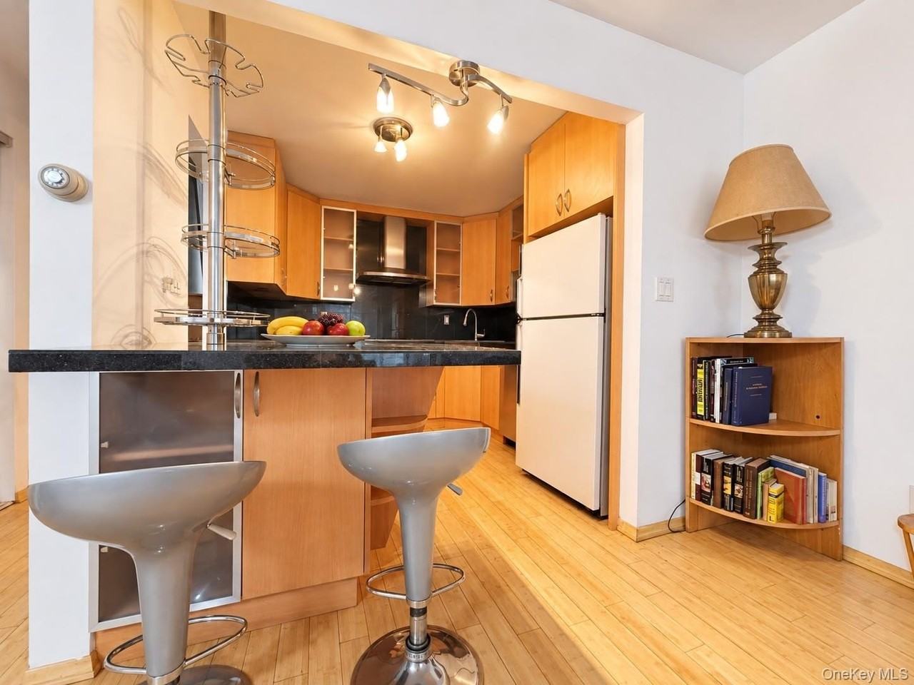 6325B Bourton St #1B - Photo 7 of 18