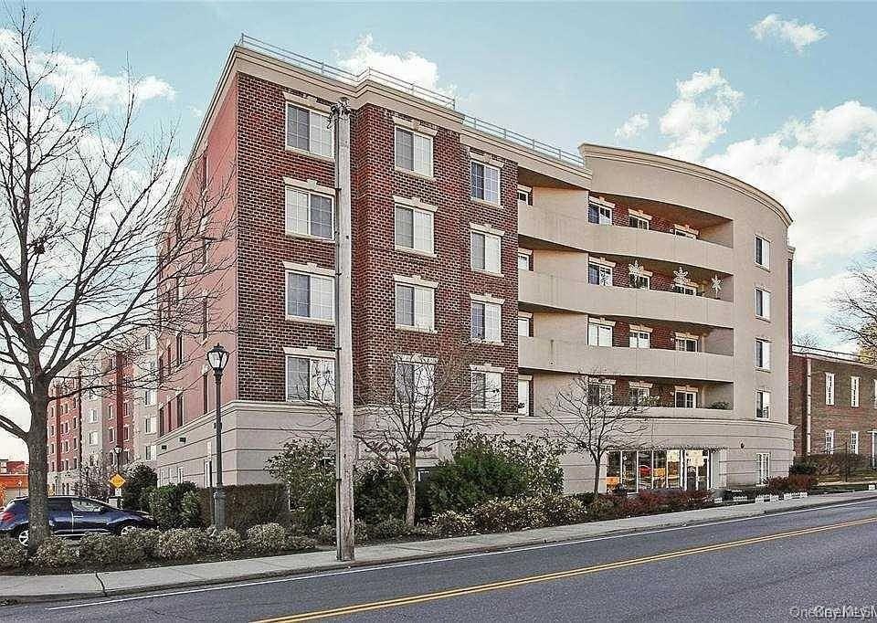 242 Maple Ave #407 - Photo 2 of 22