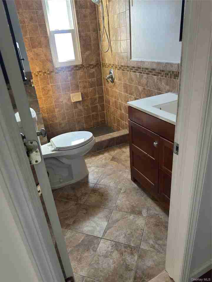 26 Circle Dr - Photo 2 of 16
