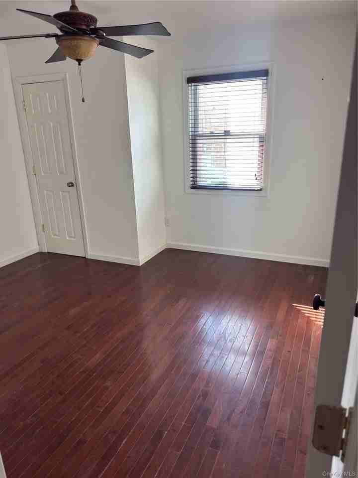 26 Circle Dr - Photo 3 of 16