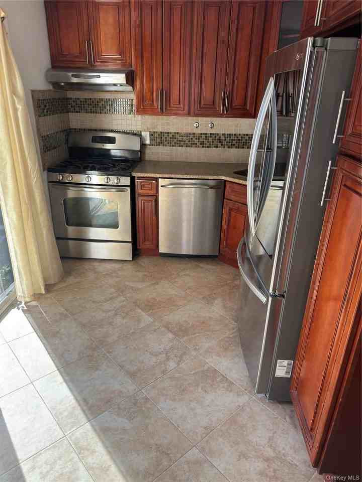 26 Circle Dr - Photo 6 of 16