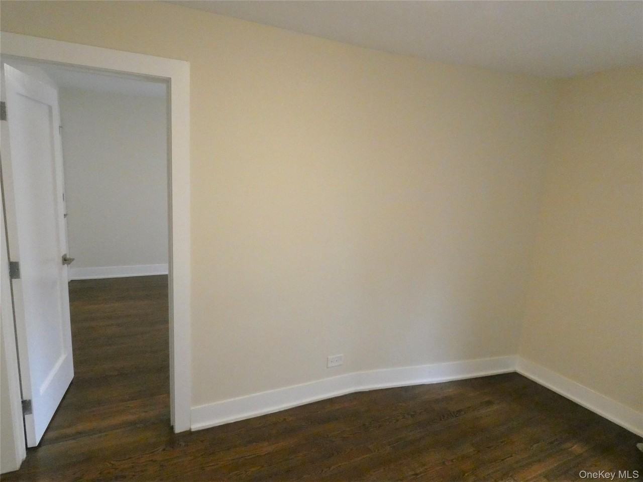 587 1st Ave #3R - Photo 5 of 12