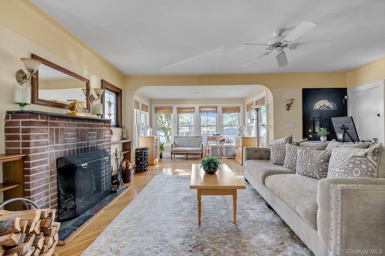 4711 Belmont Rd - Photo 2 of 21