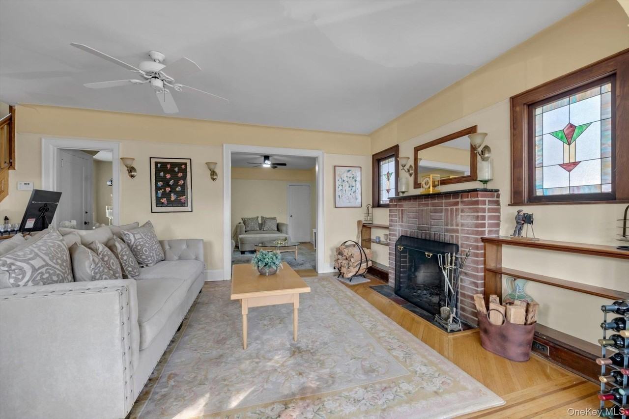 4711 Belmont Rd - Photo 4 of 21