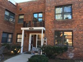 featured image of 112 Division Ave #1D