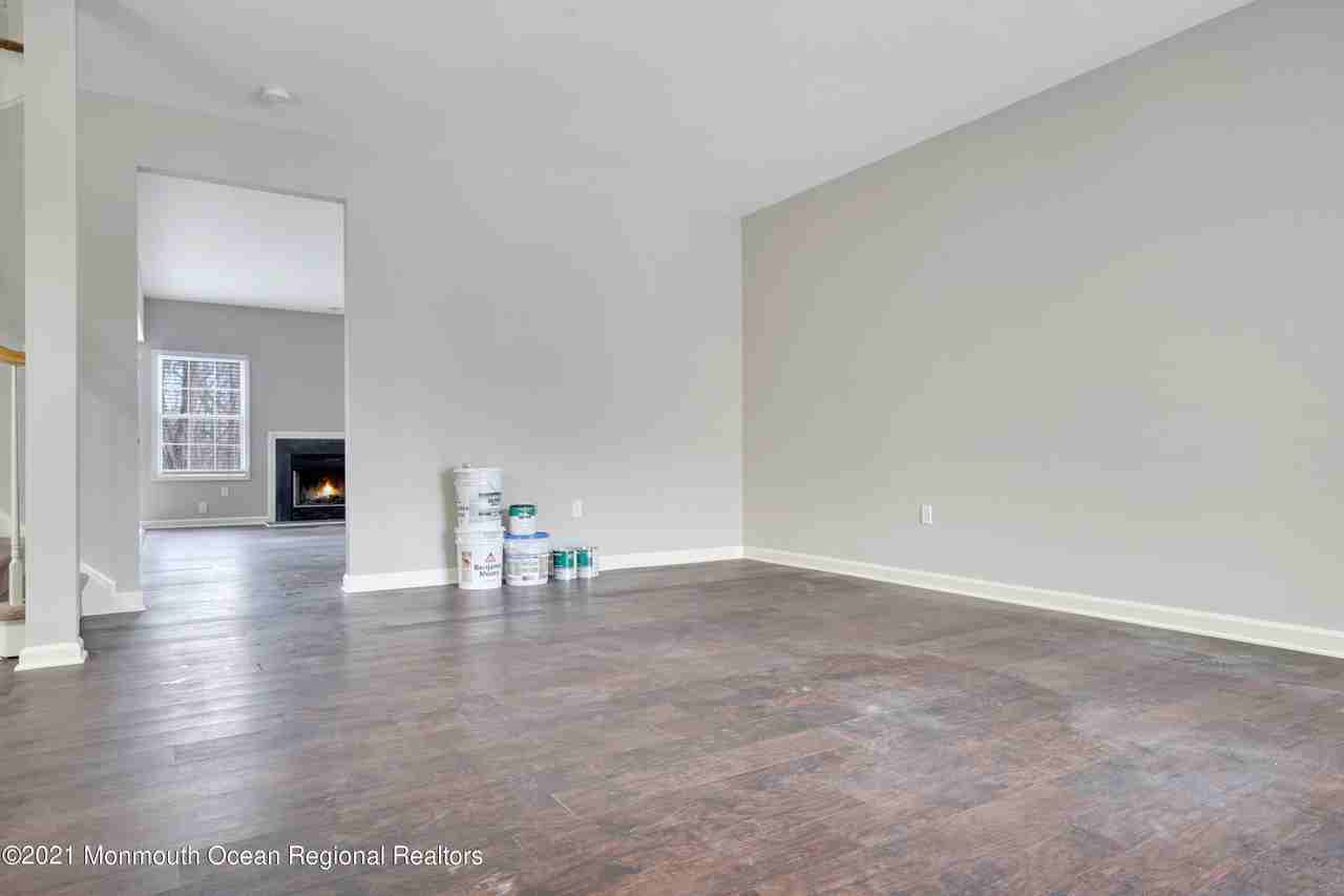 44 Smock Ct - Photo 6 of 34