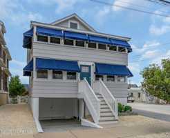 featured image of 51 51 3rd Avenue