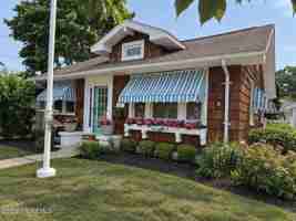 featured image of 2116 4th Ave