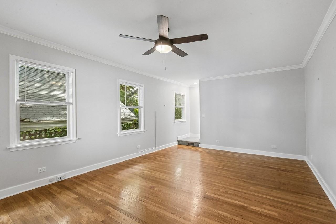 297 Scott St - Photo 5 of 37