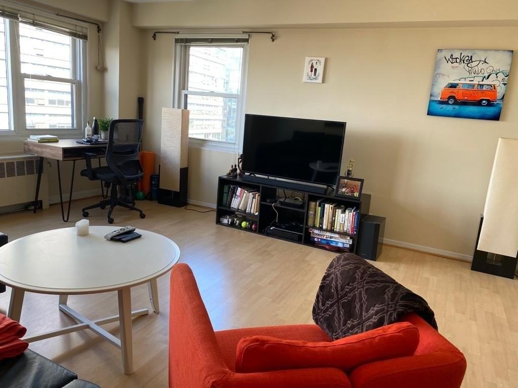 2909 N Sheridan Rd #1306 - Photo 7 of 21