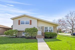 featured image of 18031 65th Ave