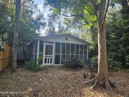 featured image of 2514 Algonquin Ave #B
