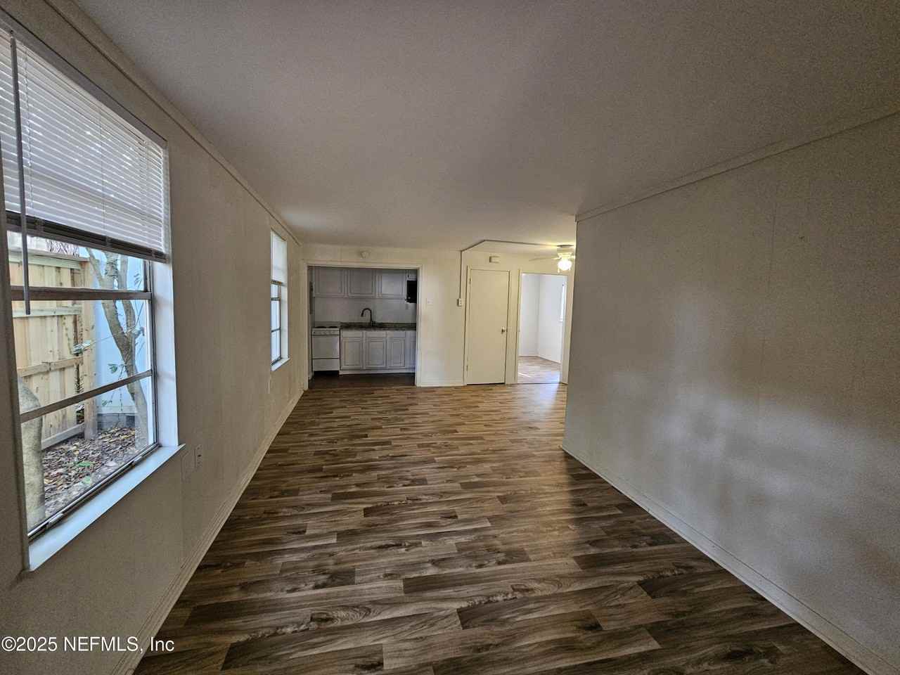 2514 Algonquin Ave #B - Photo 5 of 25
