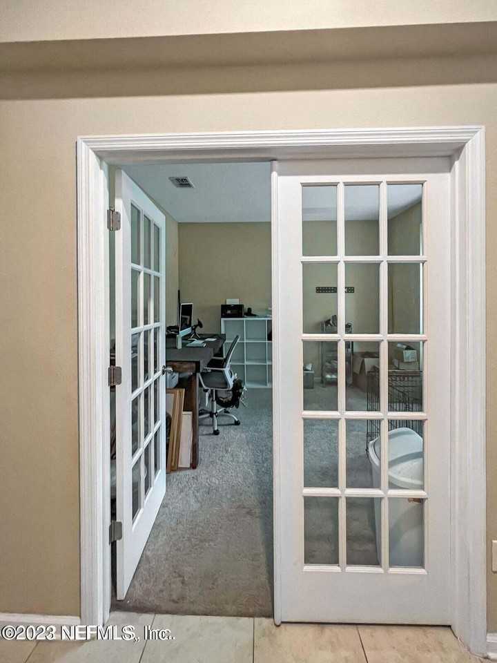 174 Asbury Hill Ct - Photo 7 of 41