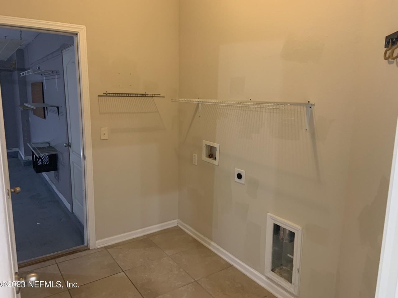 1897 High Prairie Ln - Photo 6 of 16