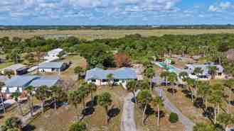 4003 S Indian River Dr - Photo 1 of 1