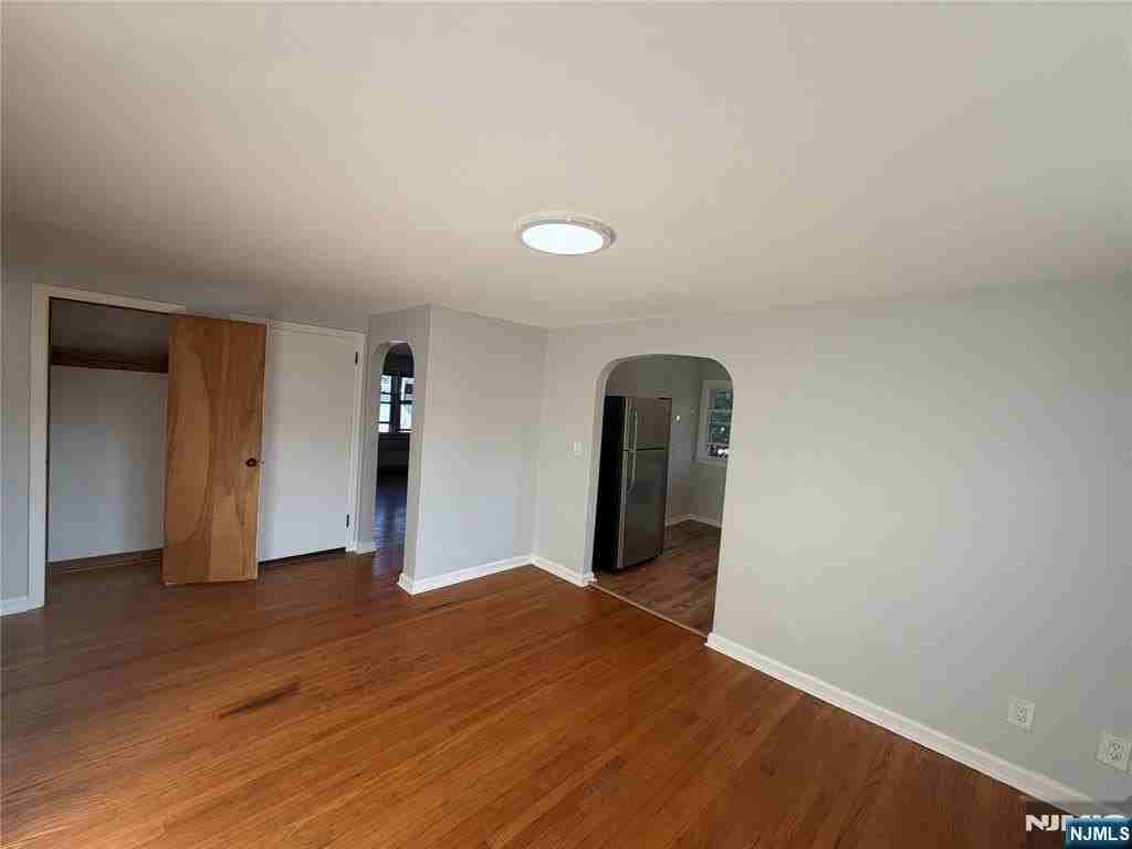 235 Pulaski Ave #2ndFL - Photo 5 of 21