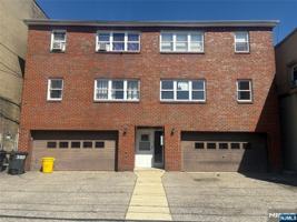 featured image of 399 Walker St #B