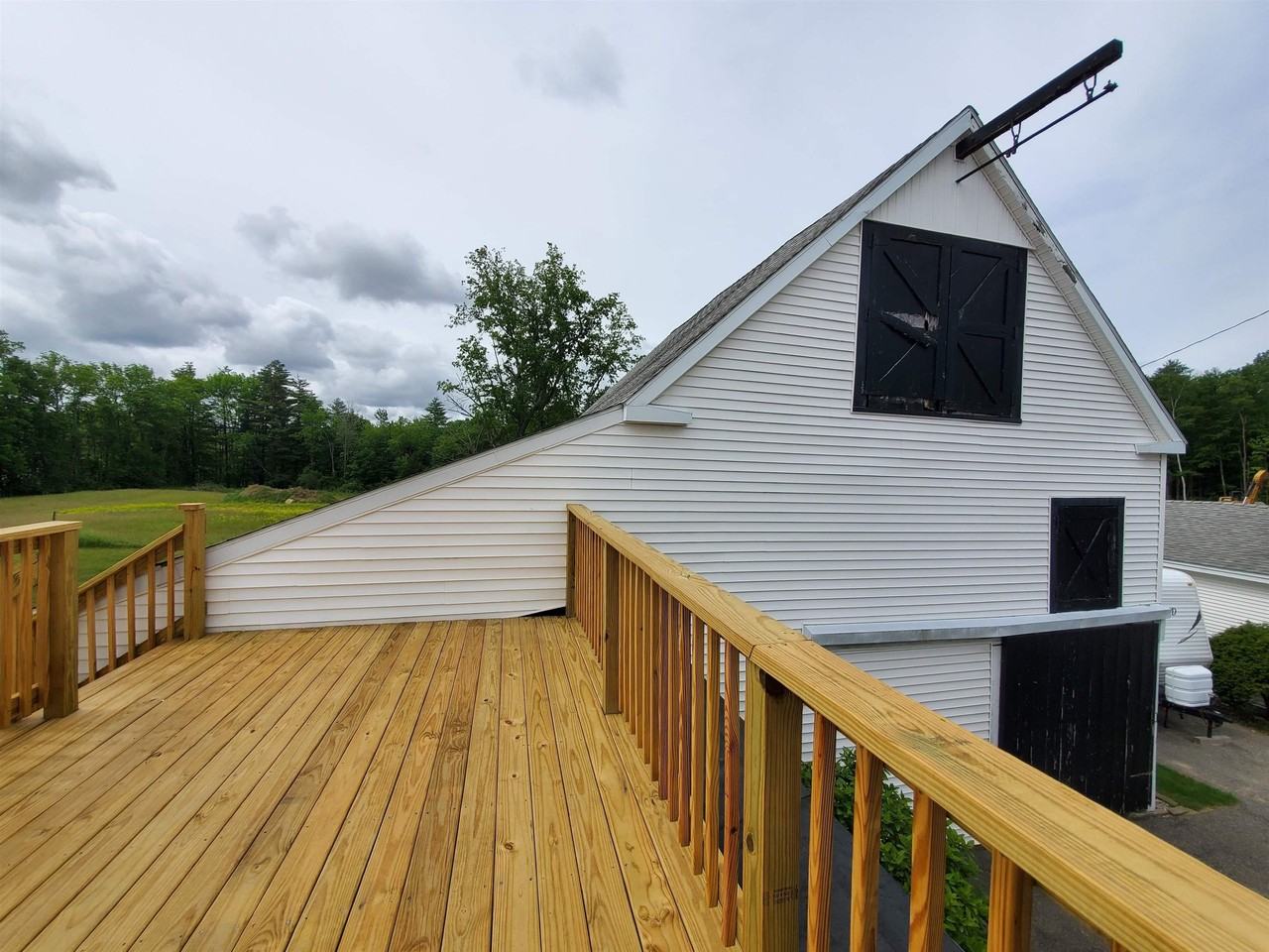 140 Pleasant St #2 - Photo 5 of 31