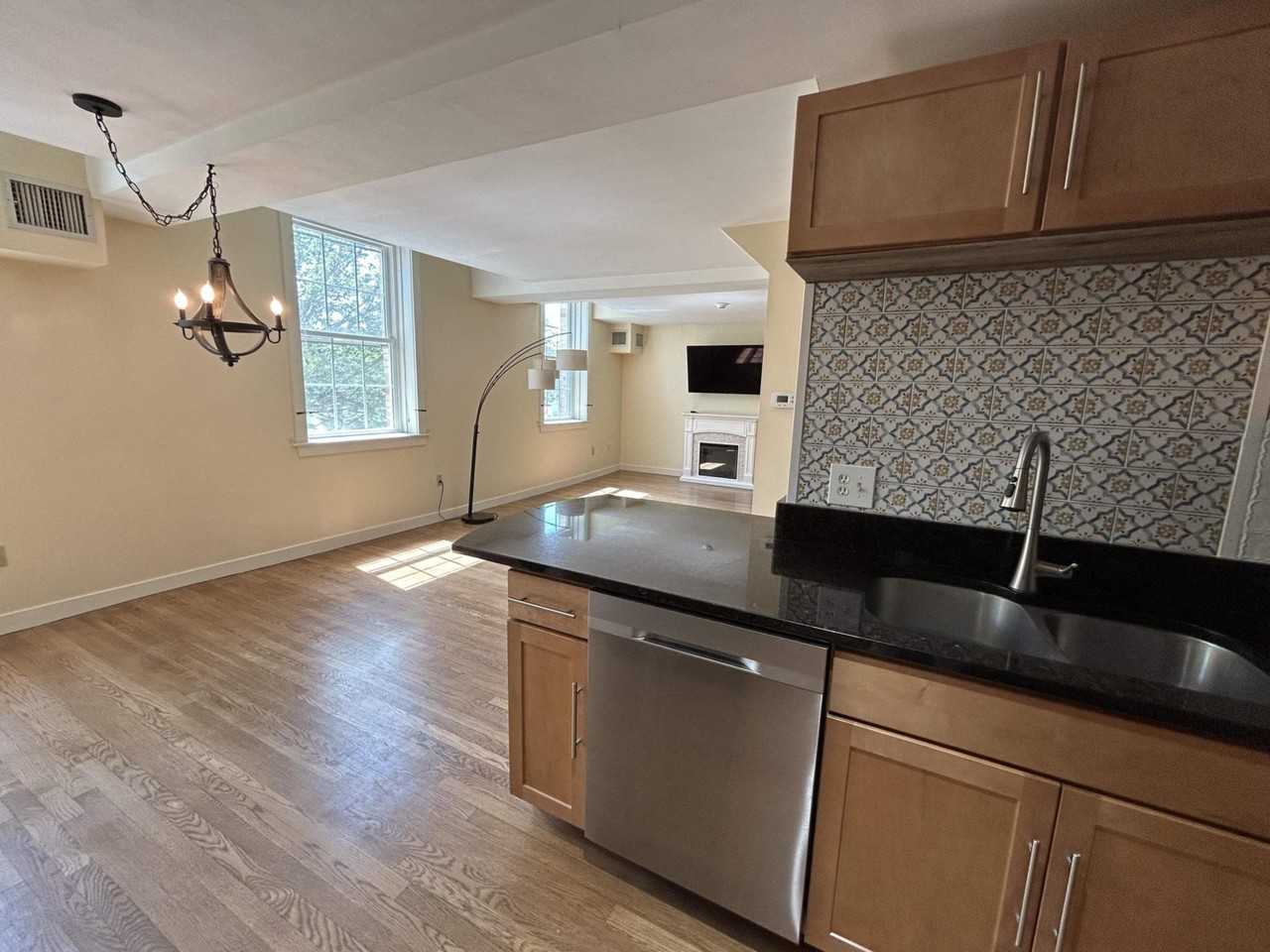 196 Water St #18 - Photo 7 of 26