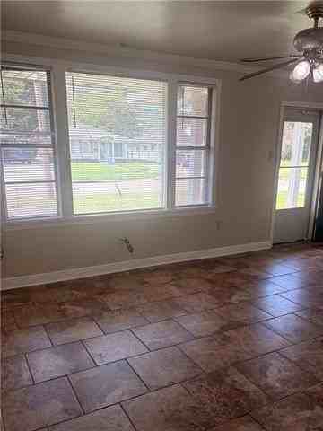 9021 Inez Dr - Photo 3 of 17