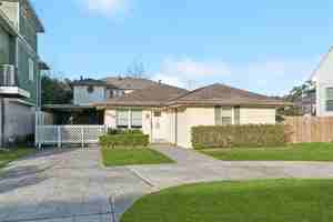 featured image of 6958 Orleans Ave #B