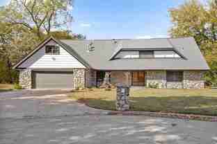 8610 Meadowood Cir - Photo 1 of 1