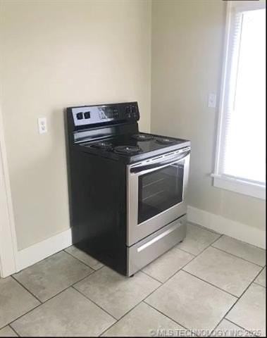 1130 S Florence Ave - Photo 6 of 10
