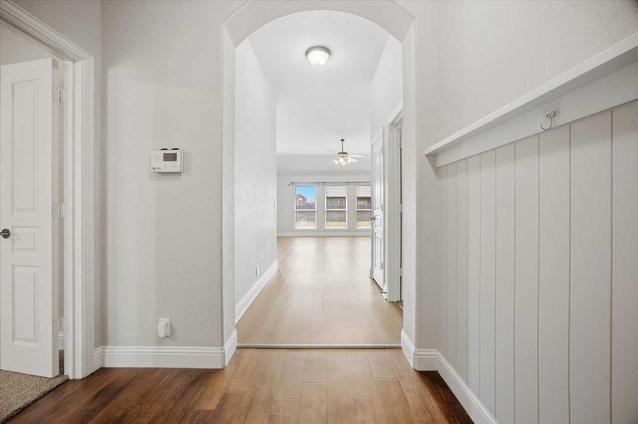 3011 Winecup Ct - Photo 4 of 21