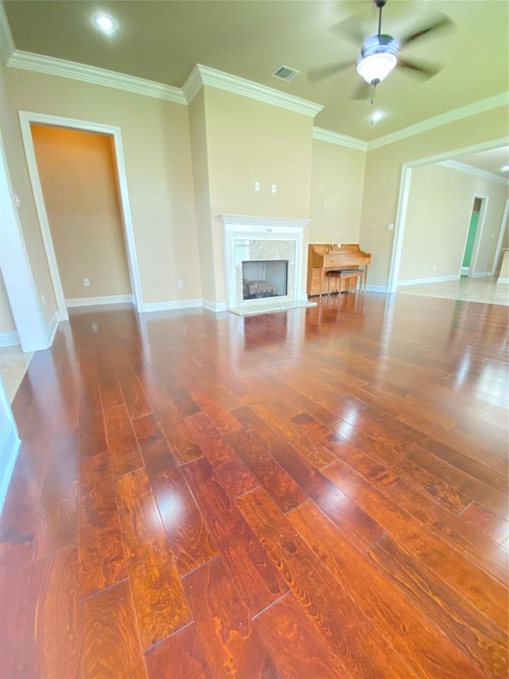 1144 Island Park Blvd - Photo 5 of 40