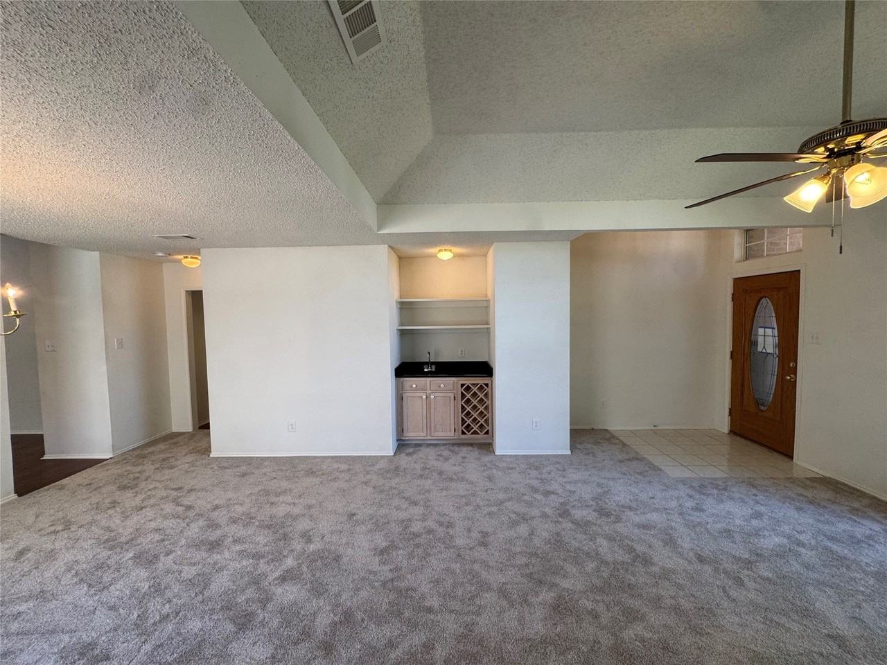 6916 Indiana Ave - Photo 4 of 27