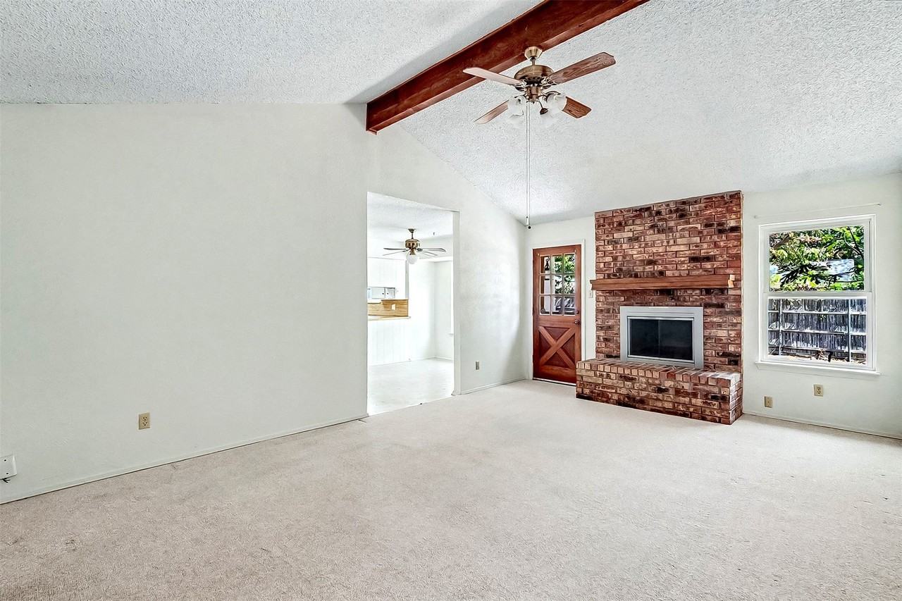 3816 Del Rio Dr - Photo 6 of 23