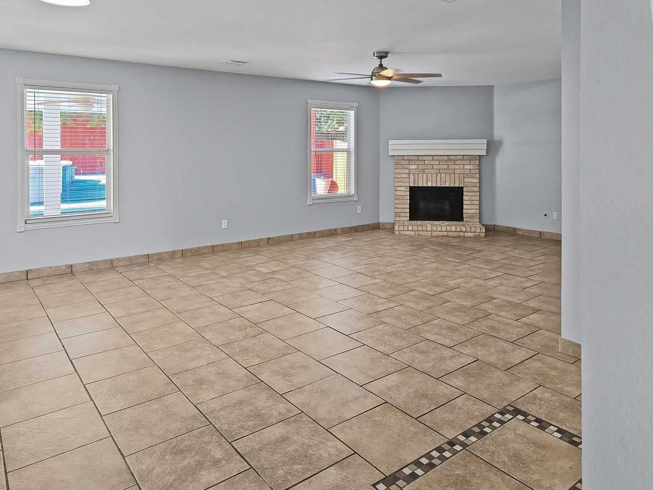 4602 Green Meadow Dr - Photo 6 of 30