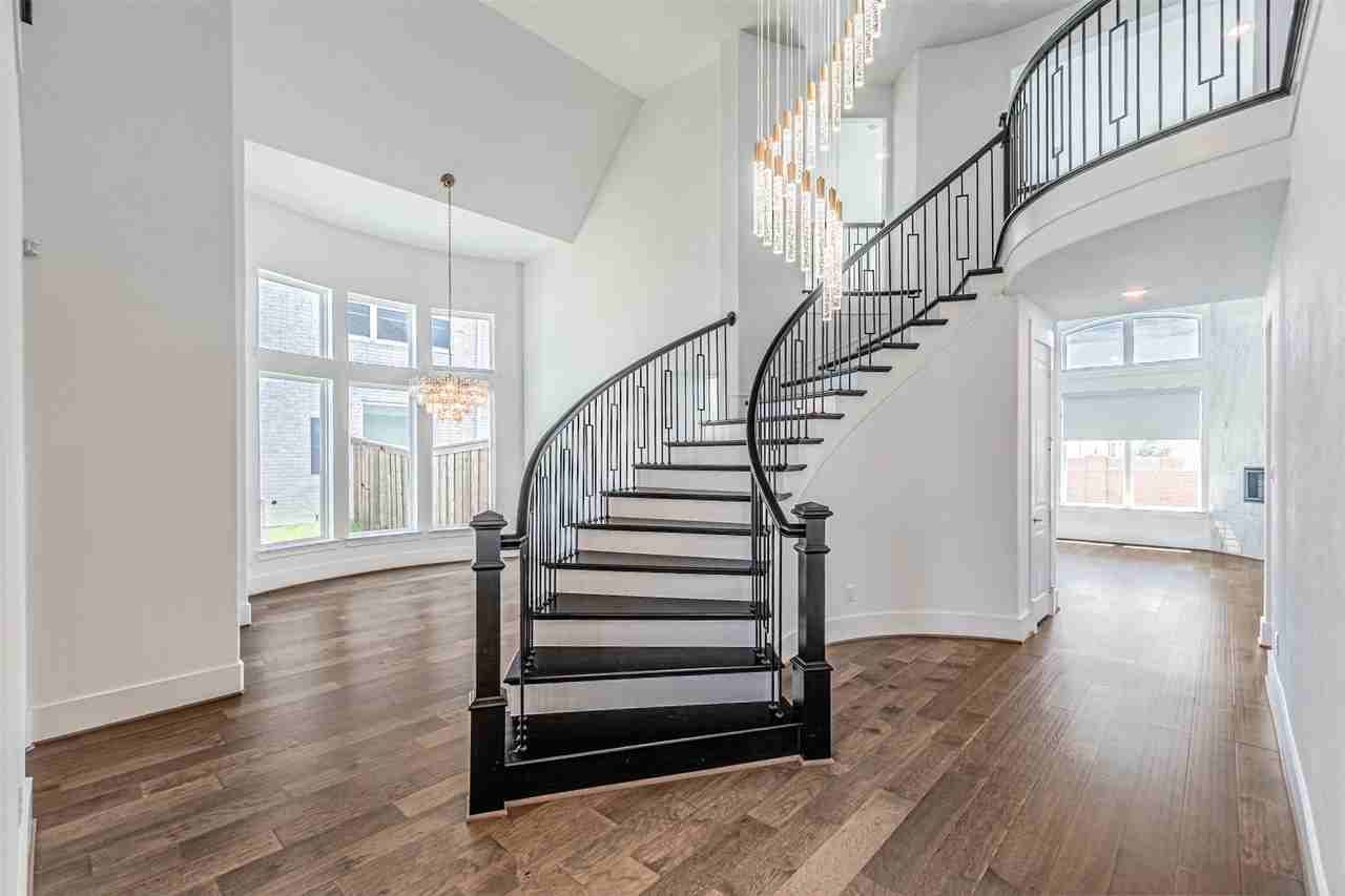 4878 Limousine Ln - Photo 3 of 27