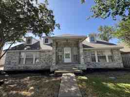 featured image of 5232 Goodman Dr