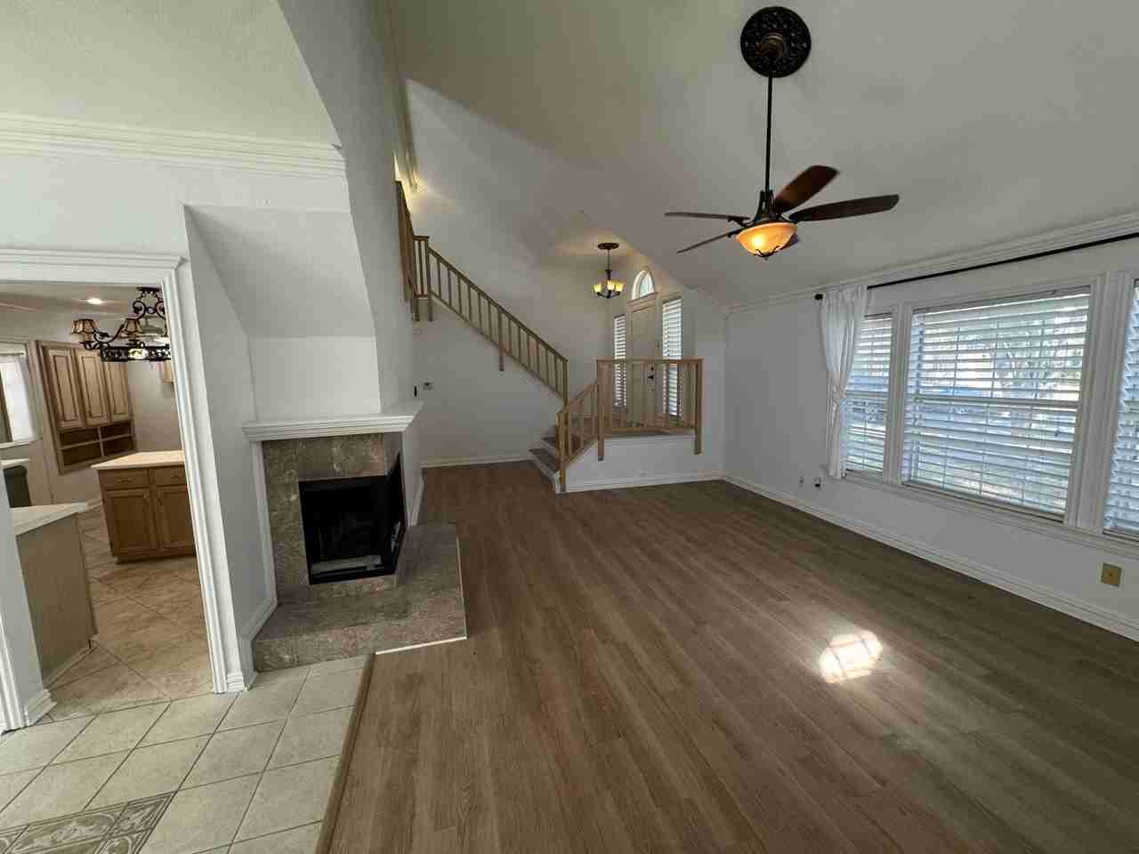 5232 Goodman Dr - Photo 3 of 18