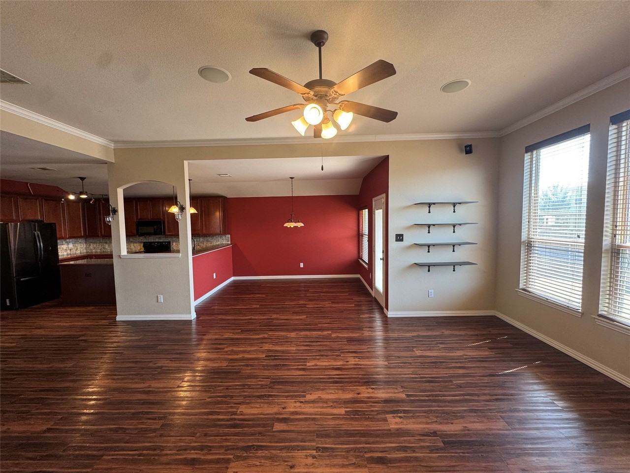 9909 Fressia Ln - Photo 2 of 16