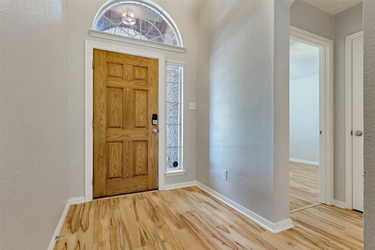 1614 Audrey Dr - Photo 3 of 25