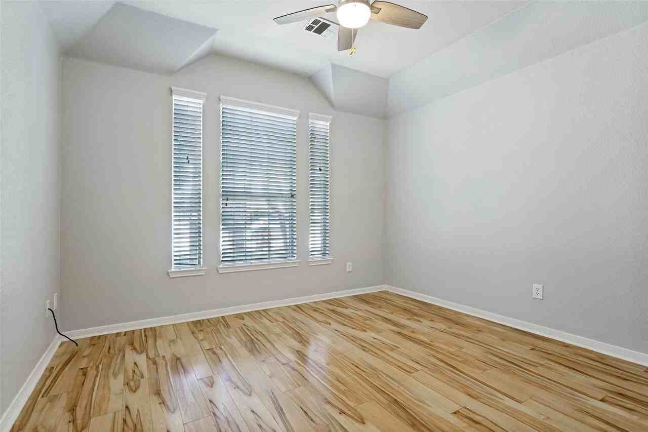 1614 Audrey Dr - Photo 5 of 25