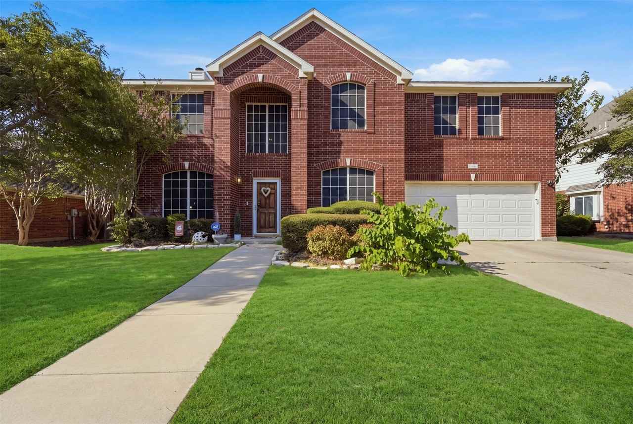 4532 Pebble Stone Dr - Photo 2 of 29