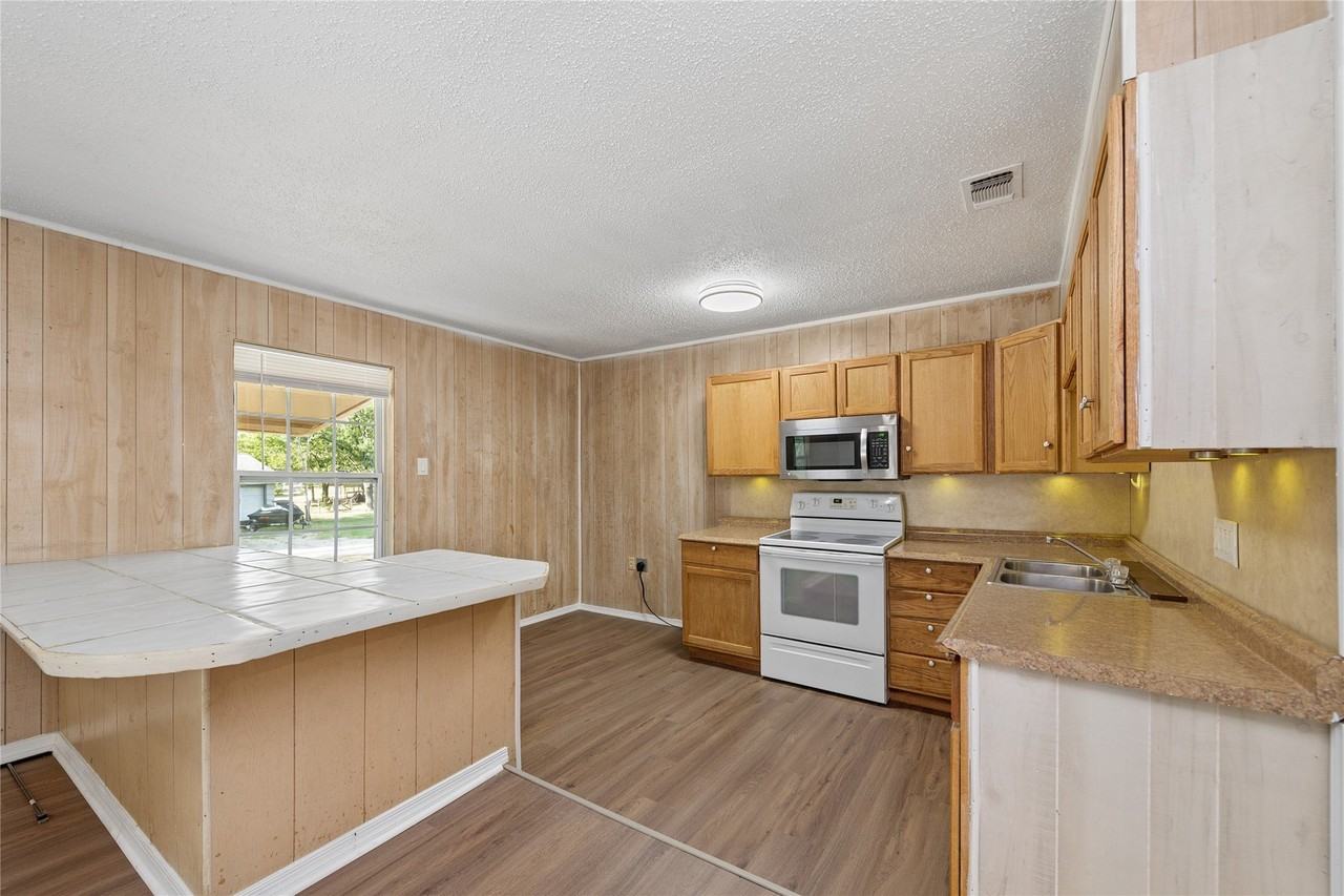 4171 Broken Bow - Photo 6 of 23