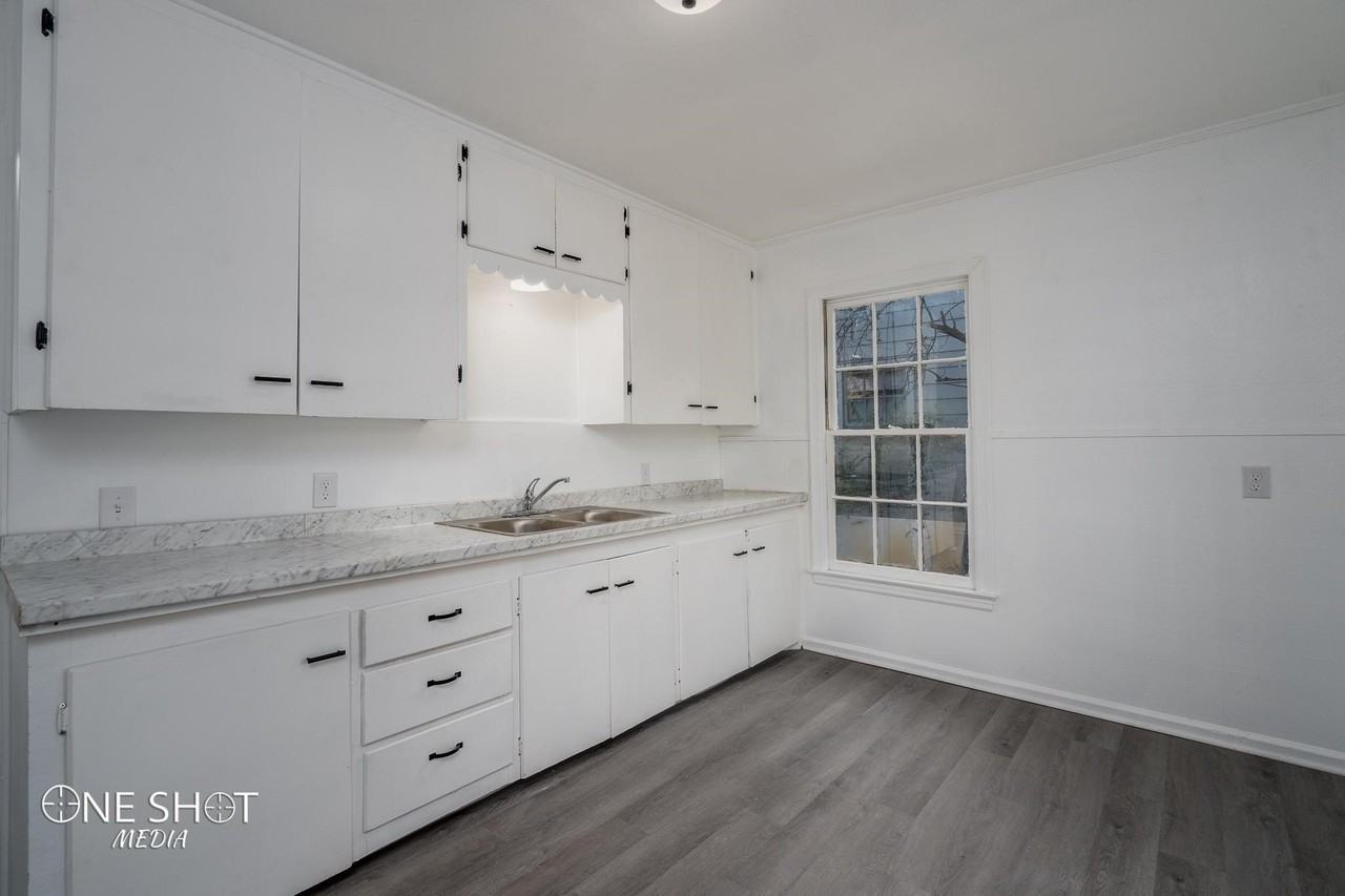 1781 N 12th St #A - Photo 7 of 21